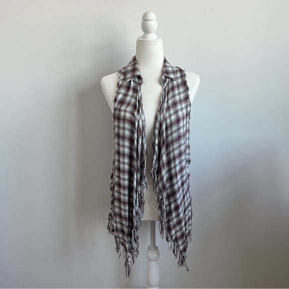 Anthropologie Willow & Clay Plaid Sleeveless Fringe Vest - Picture 2 of 15